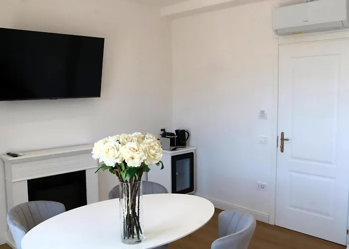 Πανσιόν Fm Πομπηία