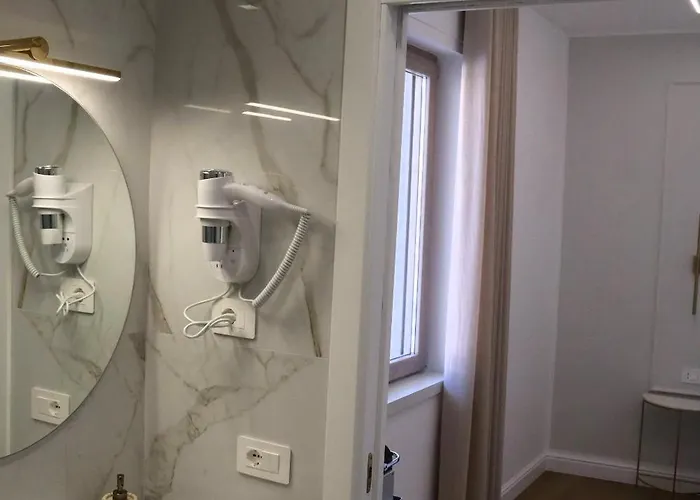 Fm 3* Πομπηία